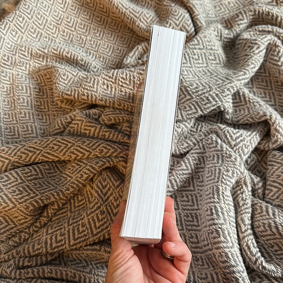 What To Expect When You're Expecting 4th Edition by Heidi Murkoff | Pregnancy - Picture 6 of 10